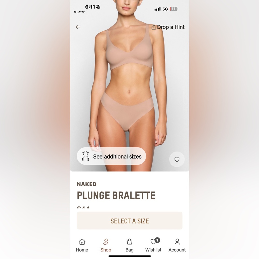 Skims Naked Plunge Bra